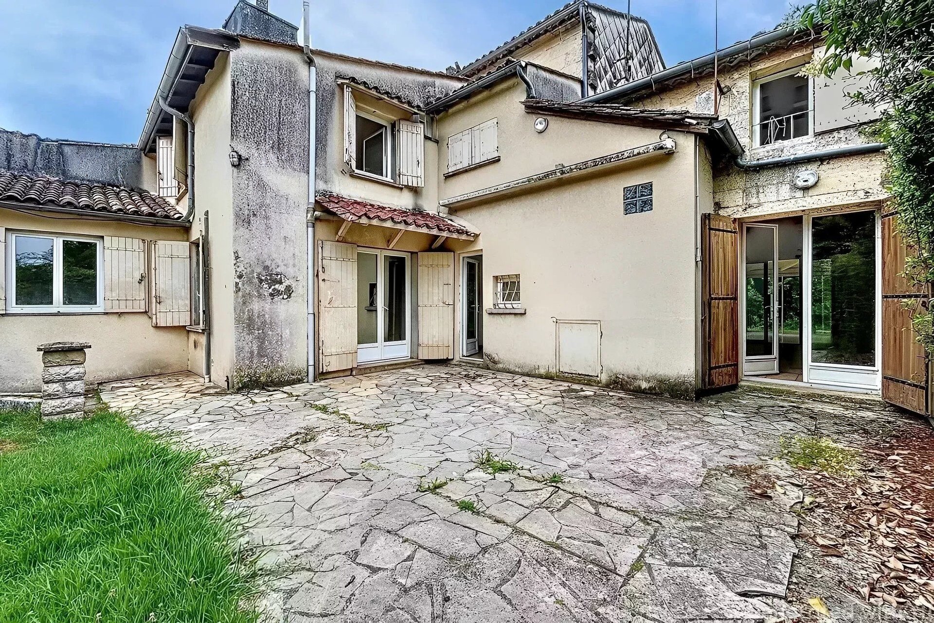 Maison à vendre, 225m², Sainte-Terre