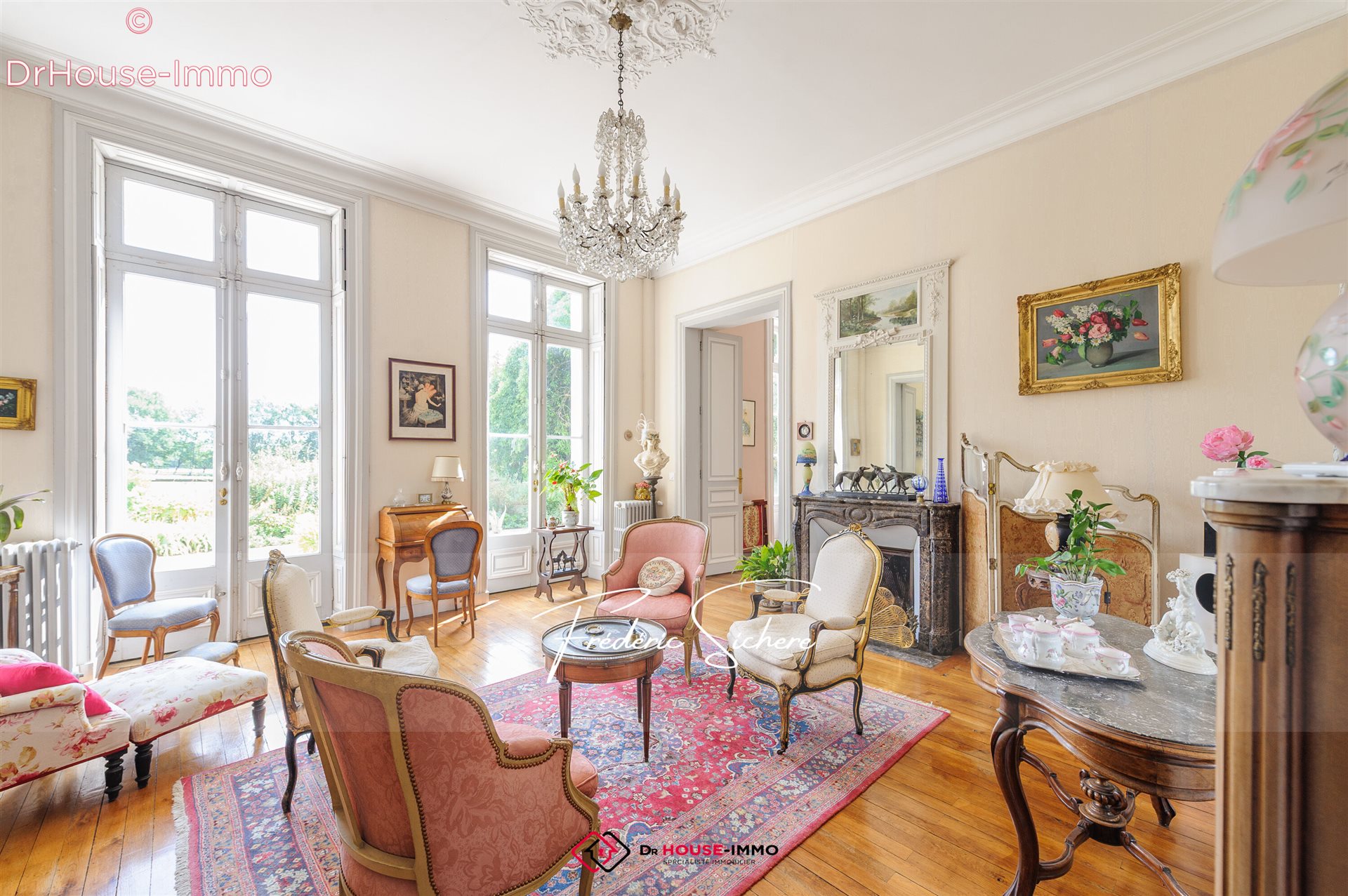 Maison à vendre, 341m², Saint-Jean-d'Angély