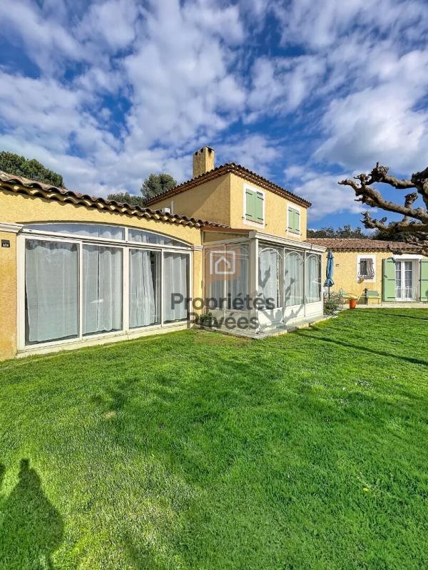 Maison à vendre, 220m², Saint-Maximin-la-Sainte-Baume