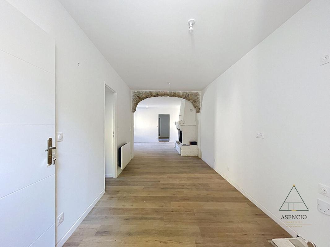 Appartement à vendre, 84m², Rougiers
