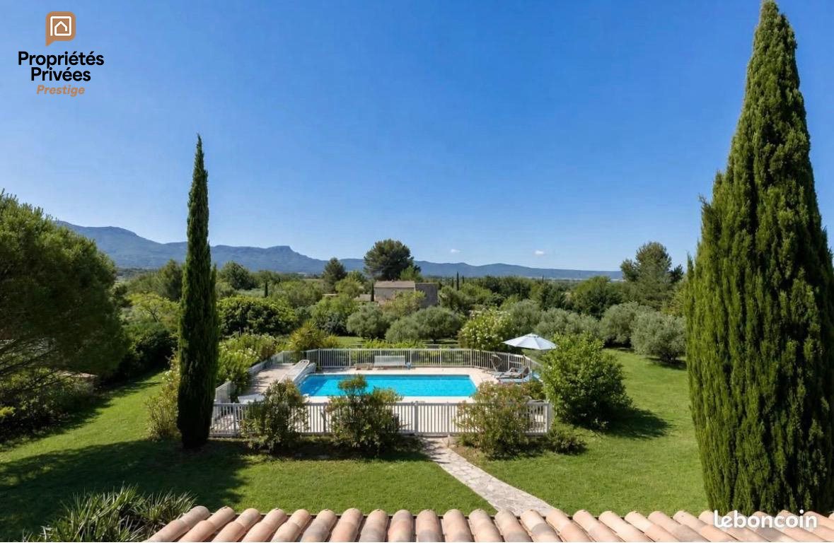 Maison à vendre, 207m², Pourrières