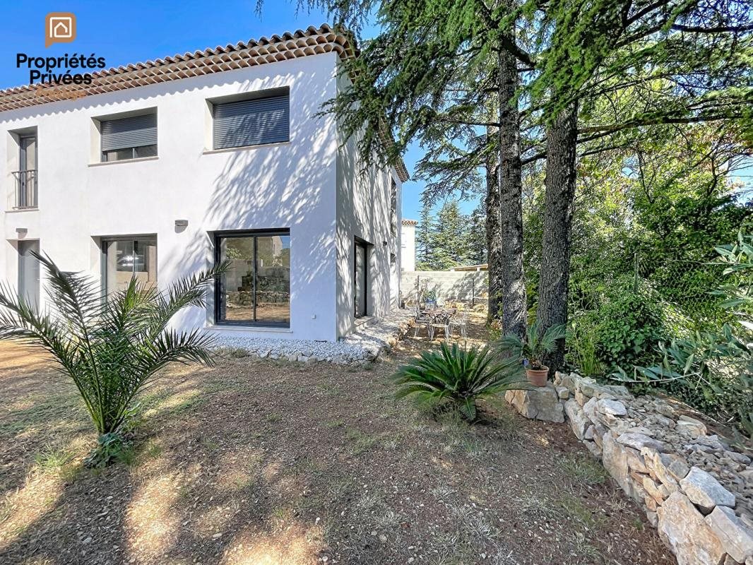 Maison à vendre, 140m², Saint-Maximin-la-Sainte-Baume