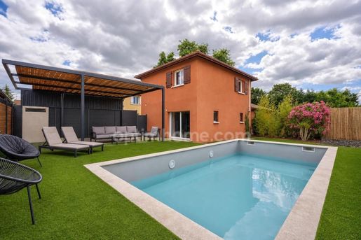Maison 6 pièces 136 m² · à Oullins-Pierre-Bénite · 136 m² · 549 000 €
