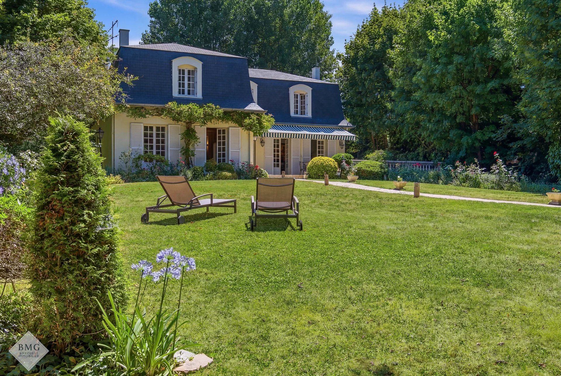 Appartement à louer, 300m², Rueil-Malmaison