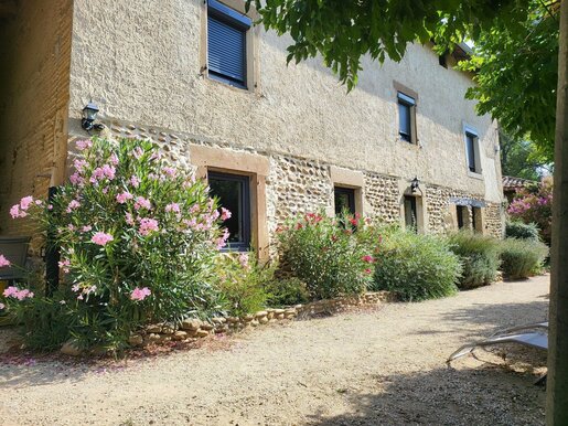 Maison 6 pièces 151 m² · à Hauterives · 151 m² · 398 000 €