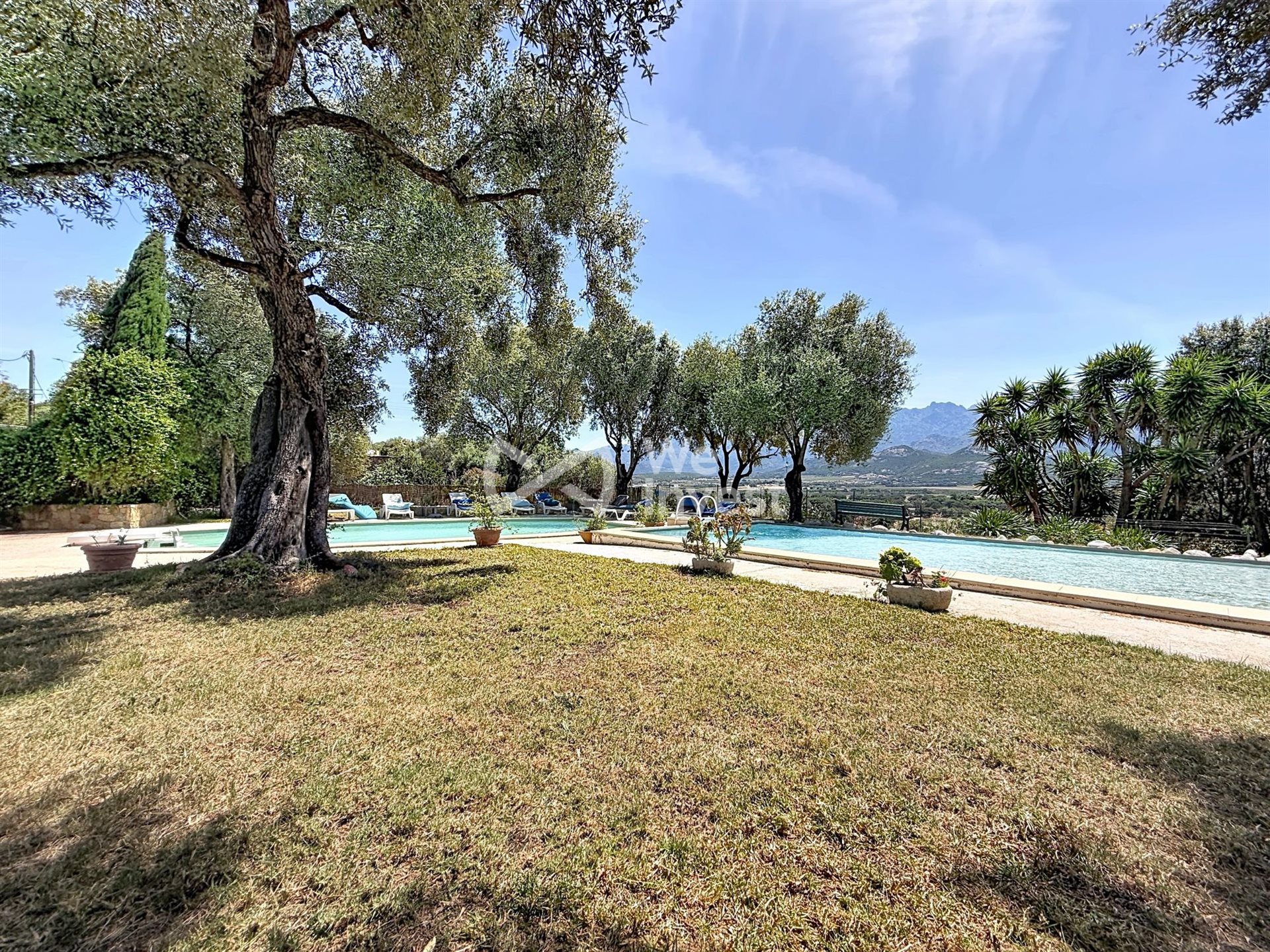 Maison à vendre, 443m², Calvi