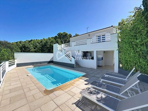 Maison 10 pièces 175 m² · à Langlade · 175 m² · 630 000 €