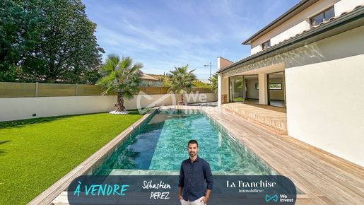 Maison 7 pièces 230 m² à Saint-Aunès