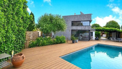 Terrain 8 pièces 240 m² · à Montpellier · 240 m² · 820 000 €