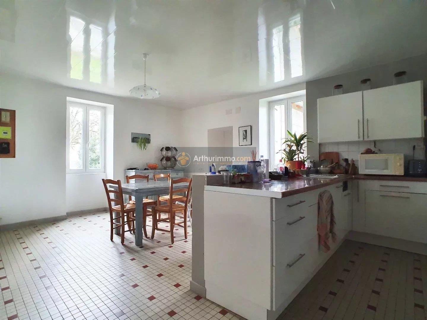 Maison à vendre, 170m², Fréjairolles
