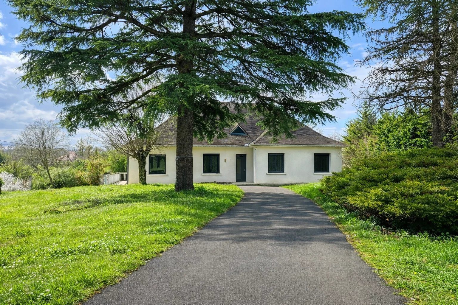 Maison à vendre, 260m², Gourdon