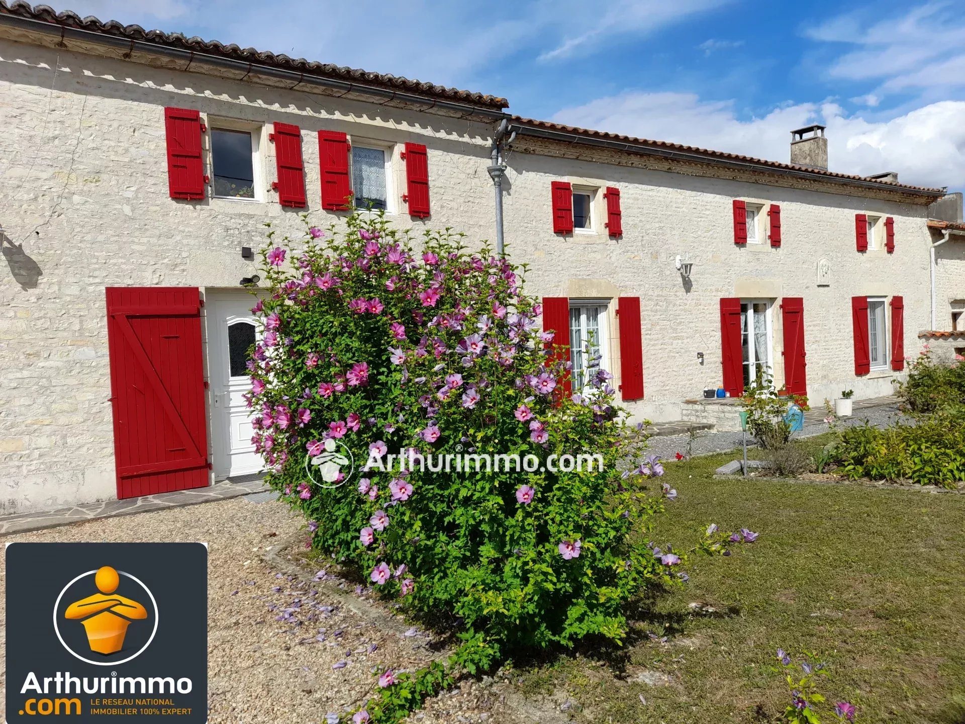 Maison à vendre, 203m², Romazières