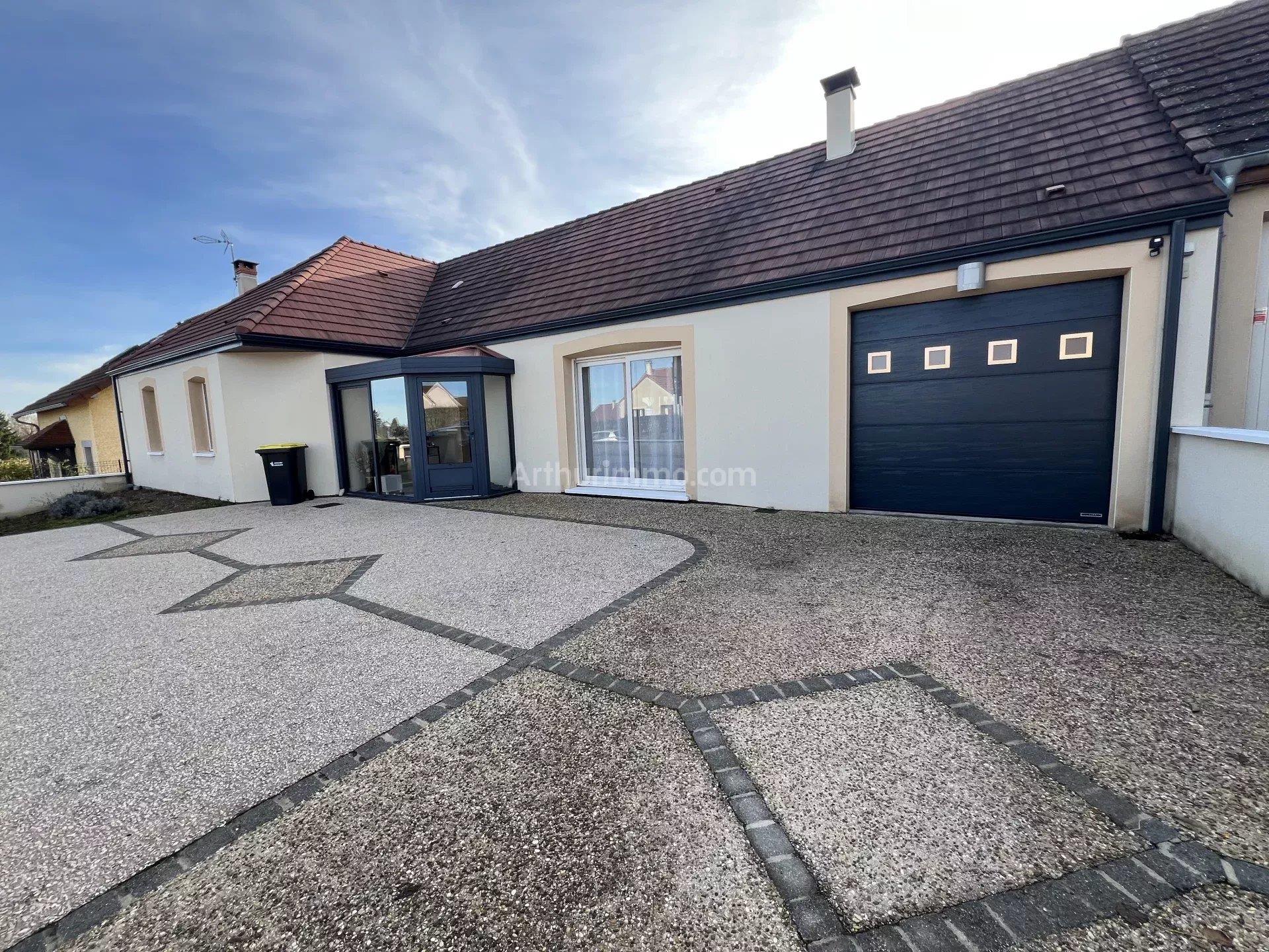 Maison à vendre, 123m², Saulieu