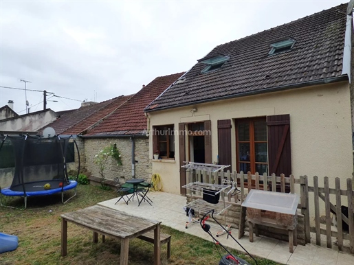 5 pièces 101 m² · à L'Isle-sur-Serein · 101 m² · 128 000 €