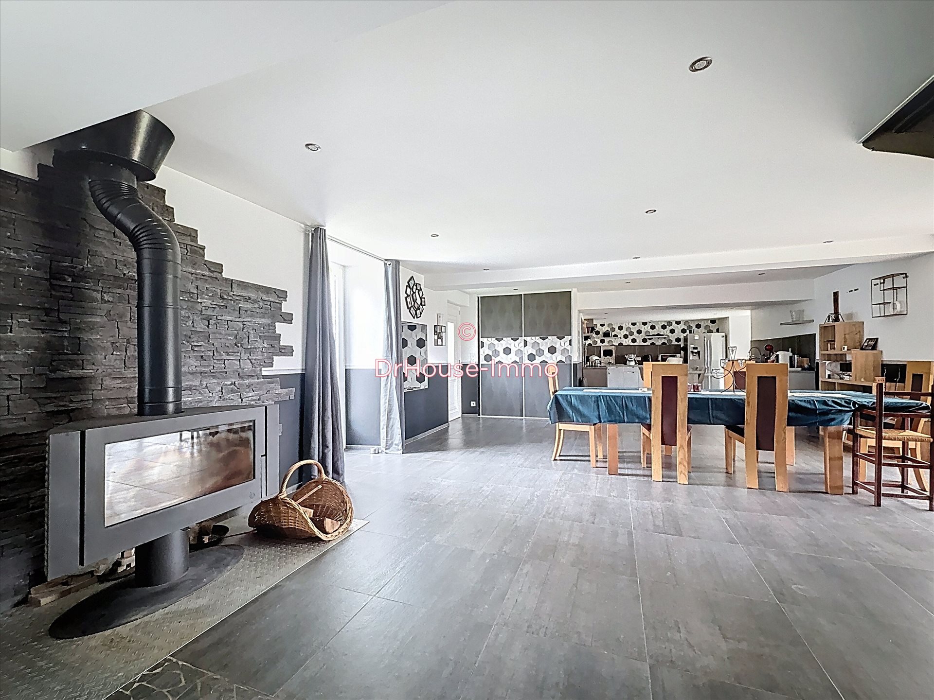 Maison à vendre, 240m², Neuvic