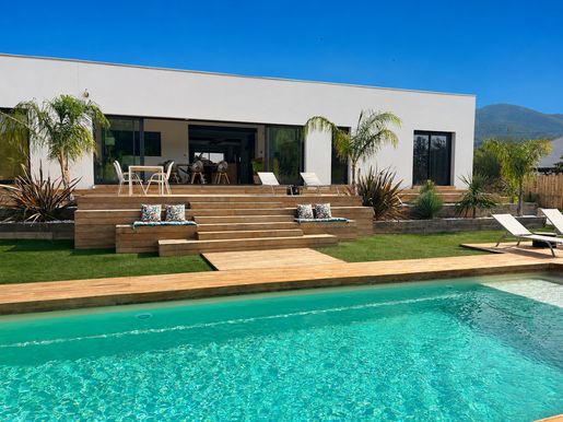 Maison 5 pièces 195 m² · à Laroque-des-Albères · 195 m² · 850 000 €