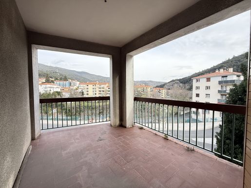 Maison 6 pièces 215 m² · à Amélie-les-Bains-Palalda · 215 m² · 150 000 €