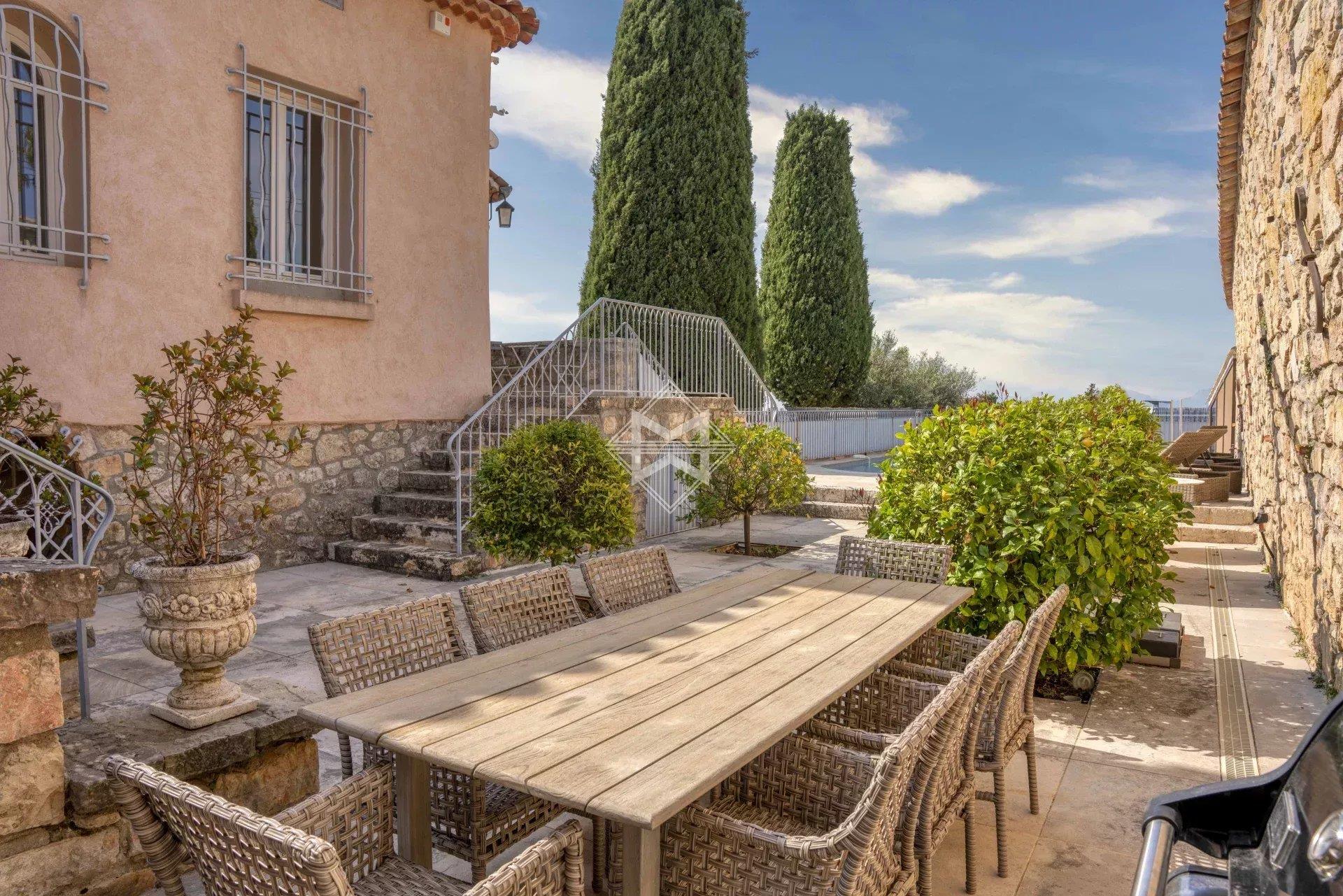 Maison à vendre, 135m², Mougins