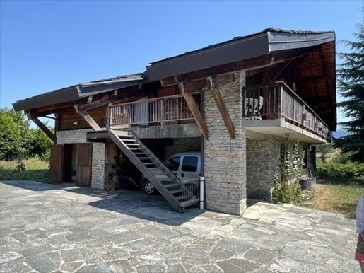Maison 7 pièces 194 m² · à Saint-Sulpice · 194 m² · 820 000 €