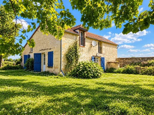 Maison 3 pièces 120 m² · à Sérigny · 120 m² · 168 000 €