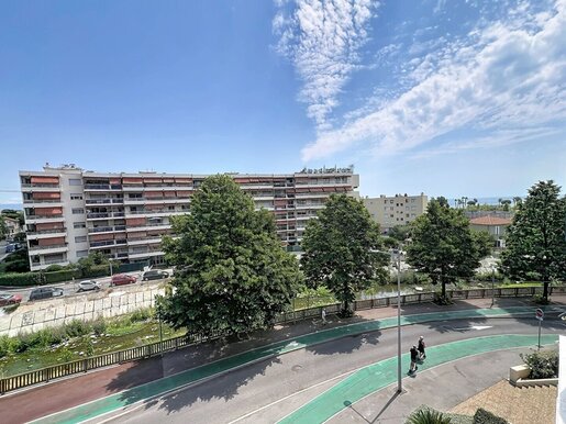 Appartement 3 pièces 62 m² · à Cagnes-sur-Mer · 62 m² · 255 000 €