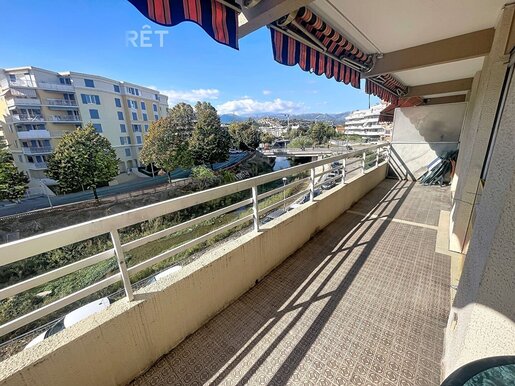Appartement 4 pièces 94 m² · à Cagnes-sur-Mer · 94 m² · 487 000 €
