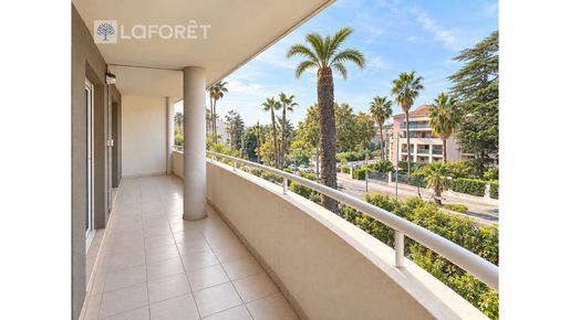 Appartement 4 pièces 81 m² · à Cagnes-sur-Mer · 81 m² · 449 000 €