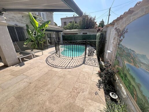 Maison 6 pièces 148 m² · à Cagnes-sur-Mer · 148 m² · 890 000 €