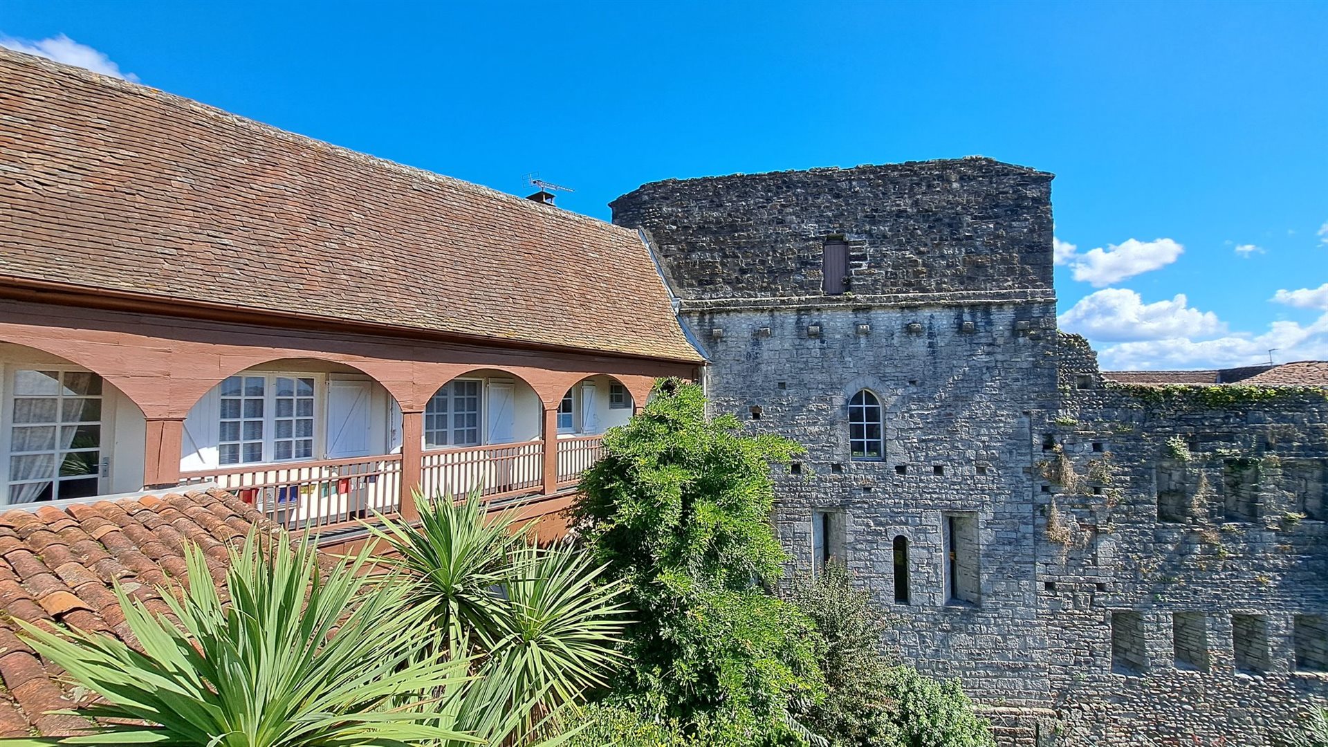 Maison à vendre, 294m², Sauveterre-de-Béarn