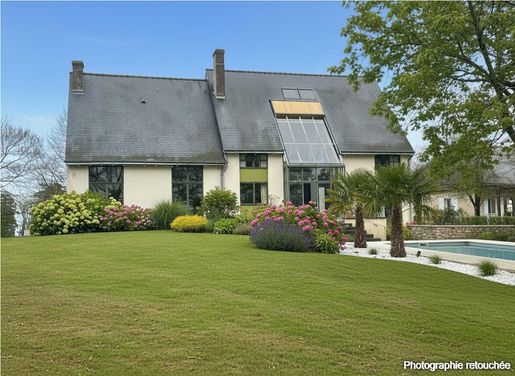 Maison 7 pièces 201 m² · à Rochecorbon · 201 m² · 780 000 €