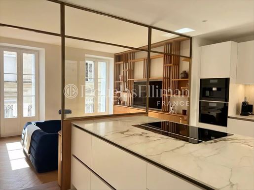 Appartement 3 pièces 105 m² · à Bordeaux · 105 m² · 830 000 €