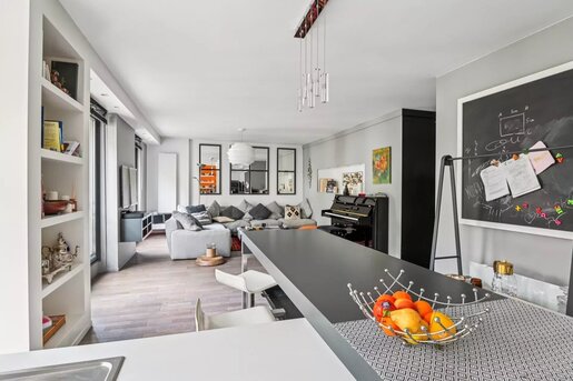 Appartement 3 pièces 91 m² · à Paris 8ème · 91 m² · 1 700 000 €