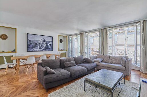 Appartement 5 pièces 136 m² · à Paris 16ème · 136 m² · 1 850 000 €