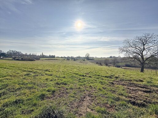 Terrain 1200 m² · à Valencin · 1 200 m² · 299 000 €