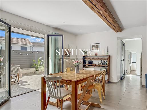 Maison 7 pièces 166 m² · à Rillieux-la-Pape · 166 m² · 469 000 €