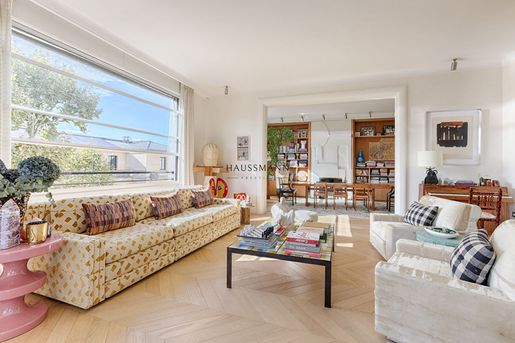 Appartement 6 pièces 230 m² · à Paris 16ème · 230 m² · 4 616 100 €