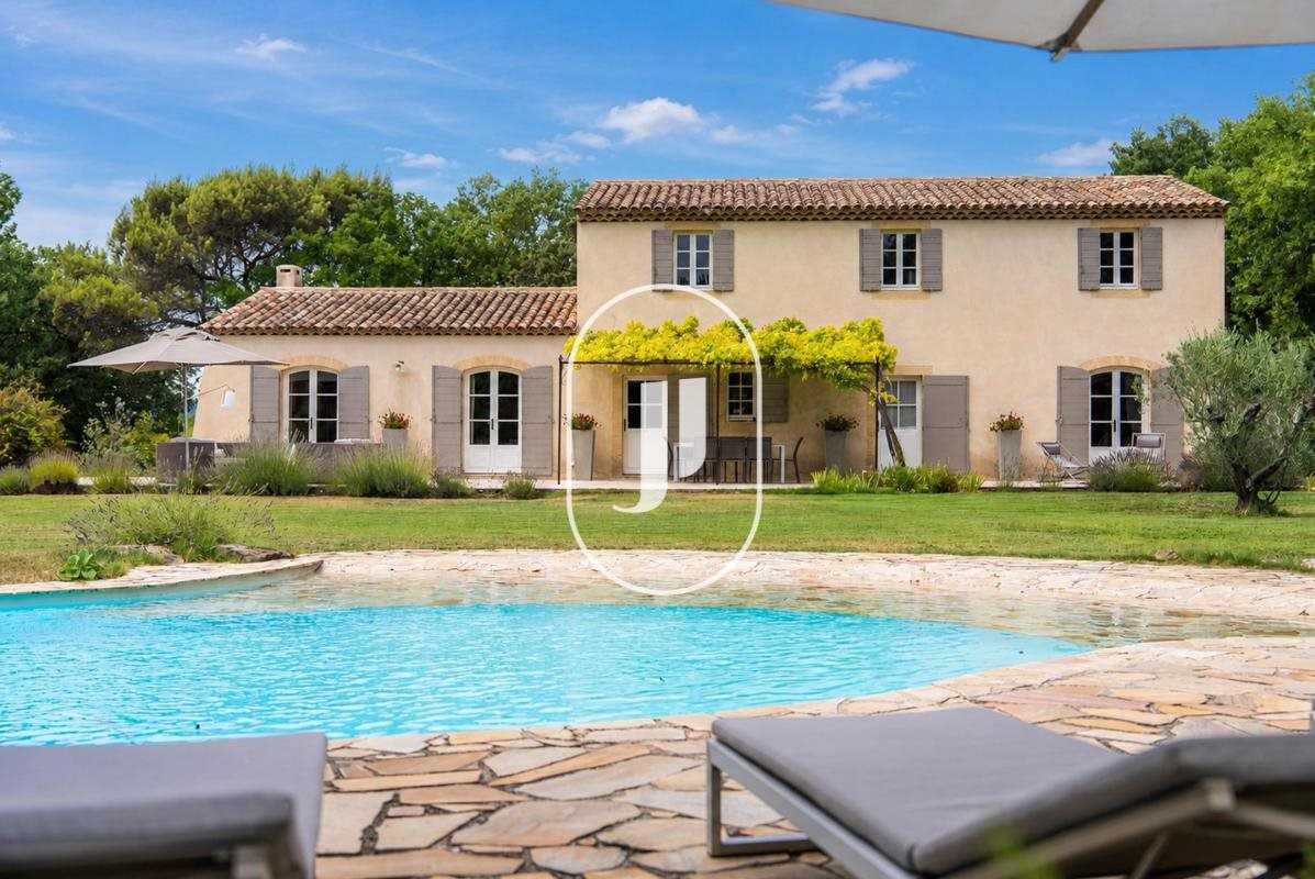 Maison à vendre, 230m², Rognes