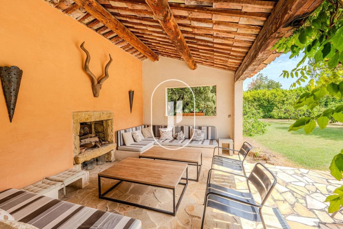 Maison à vendre, 230m², Rognes
