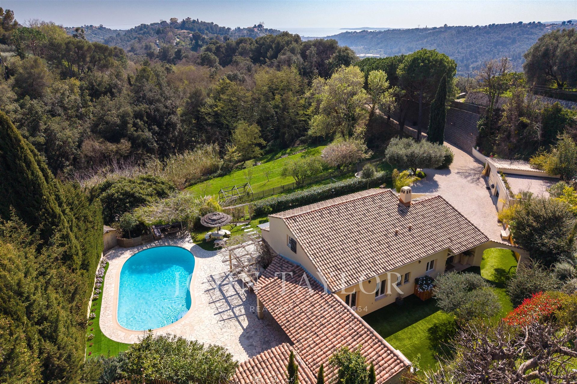 Maison à vendre, 170m², La Gaude