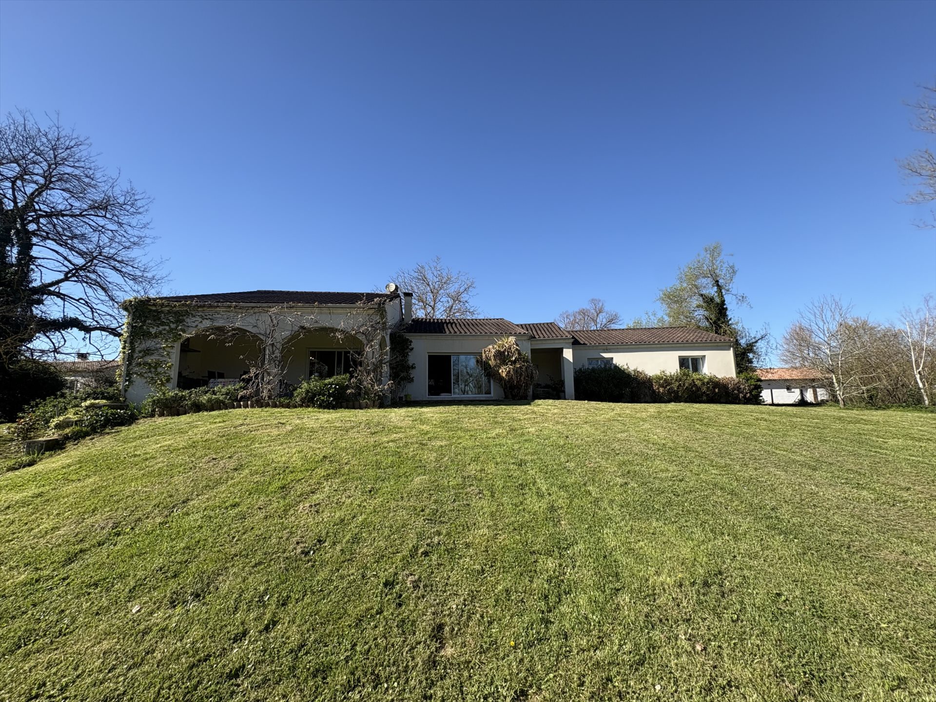 Maison à vendre, 220m², Lédat