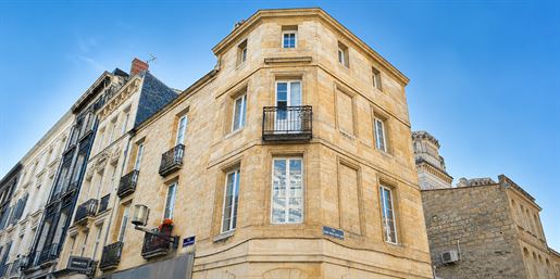 Immeuble 1 pièce 476 m² · à Bordeaux · 476 m² · 1 696 000 €