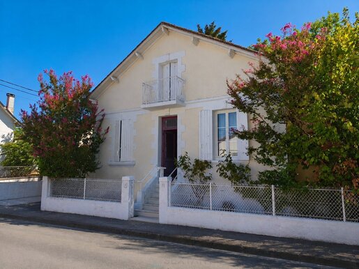 Maison 4 pièces 115 m² · à Bergerac · 115 m² · 194 000 €