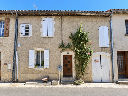 Maison 4 pièces 100 m² · à Monfort · 100 m² · 135 000 €