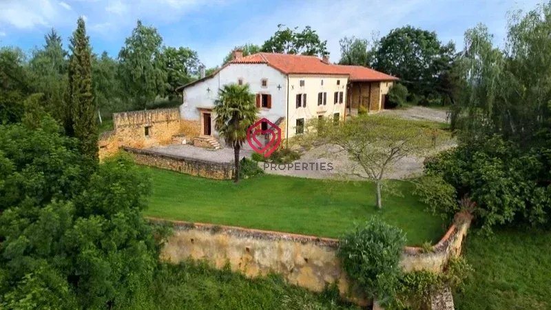 Maison à vendre, 206m², Saint-Marcet