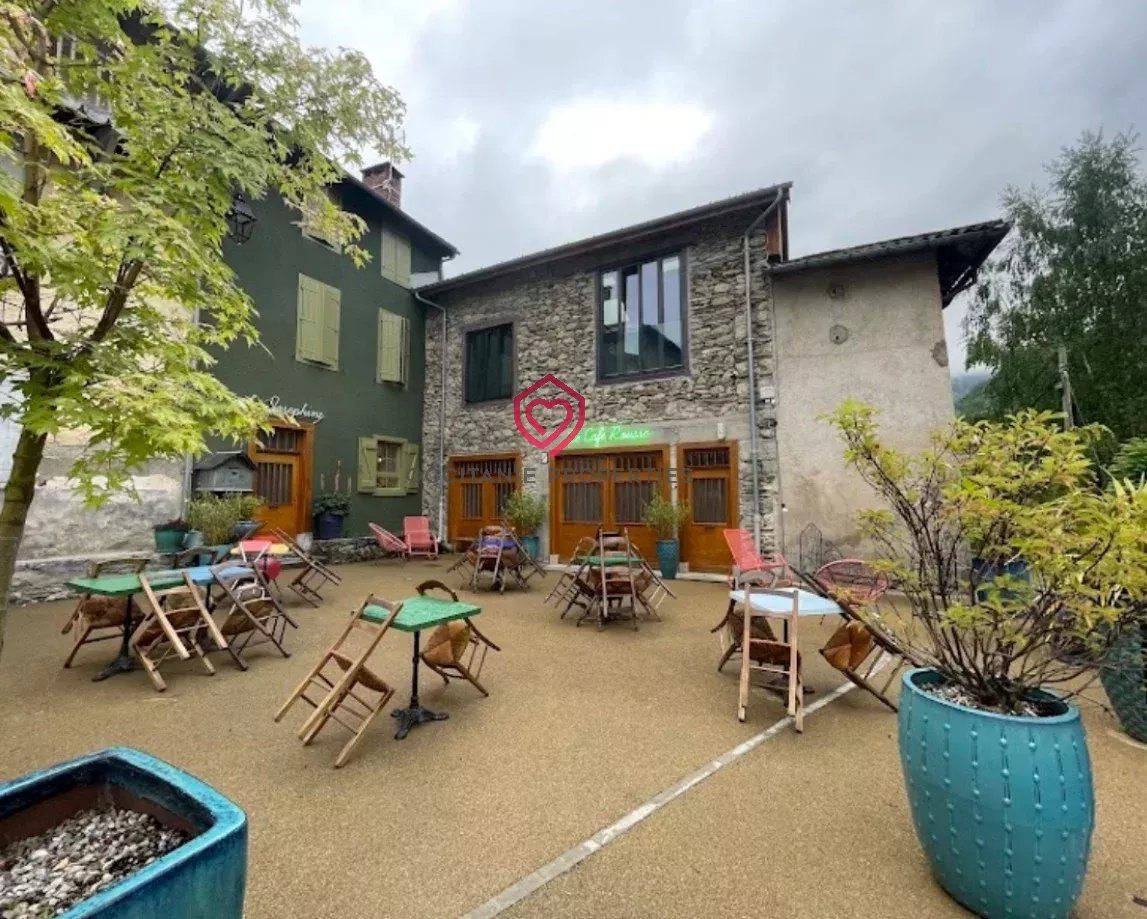 Maison à vendre, 380m², Siguer