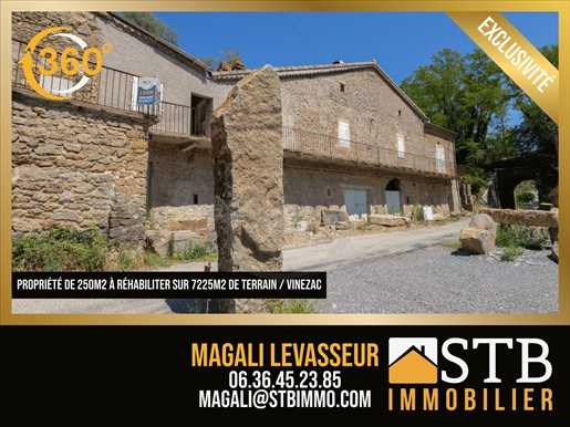 Maison 10 pièces 250 m² · à Vinezac · 250 m² · 285 000 €