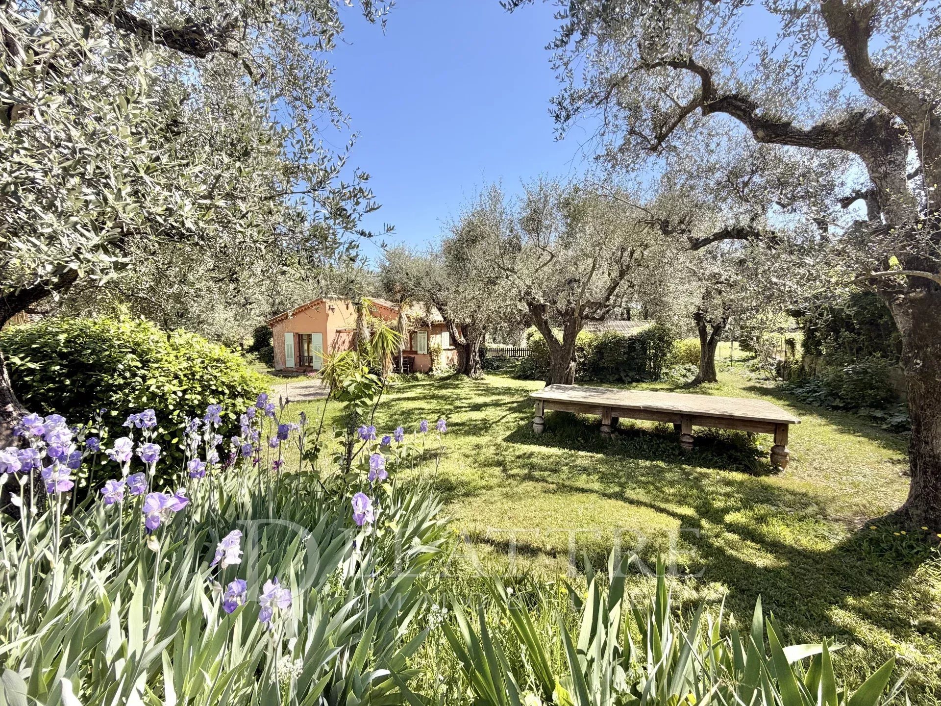 Maison à vendre, 235m², Châteauneuf-Grasse