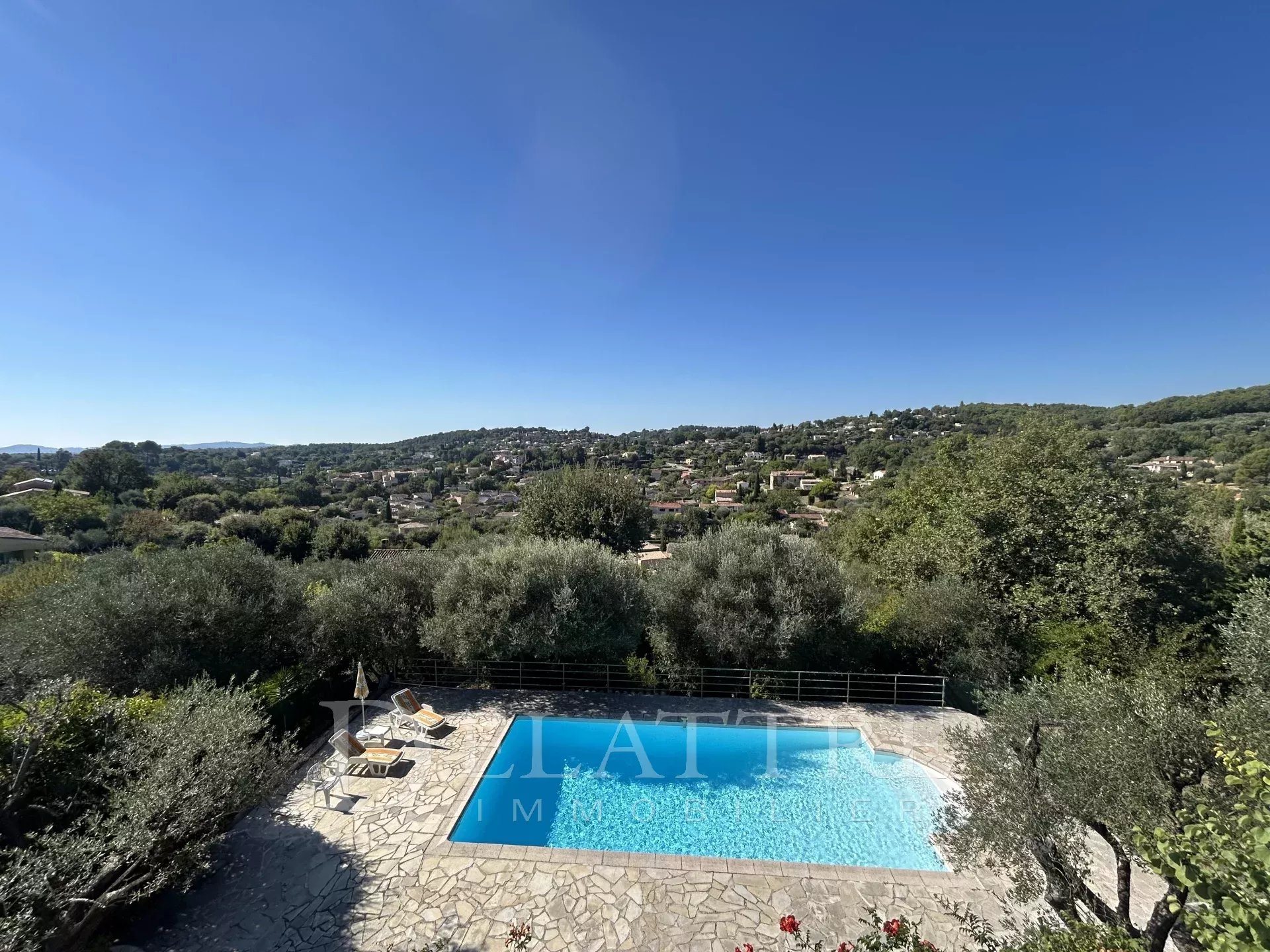 Maison à vendre, 170m², Le Rouret