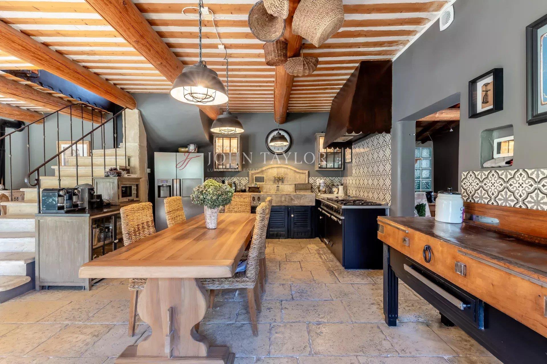 Maison à vendre, 236m², Cavaillon