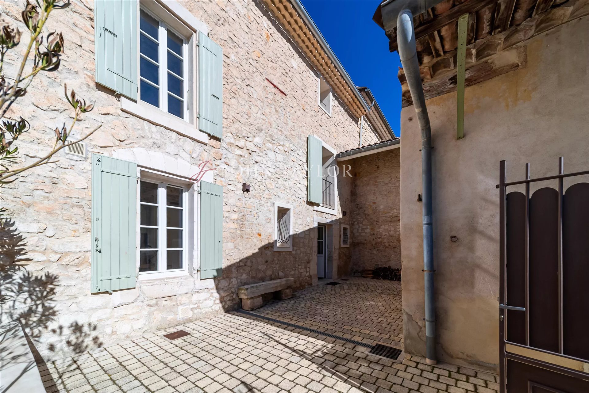 Maison à vendre, 203m², Pernes-les-Fontaines